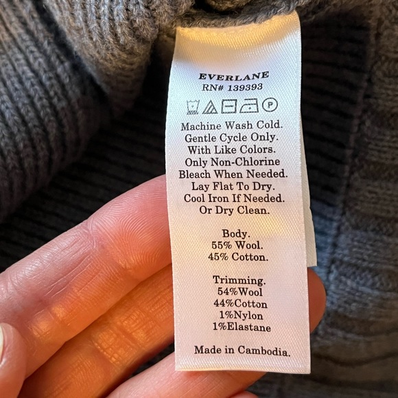 Bundle of 3 Everlane mariner sweaters - Picture 7 of 8